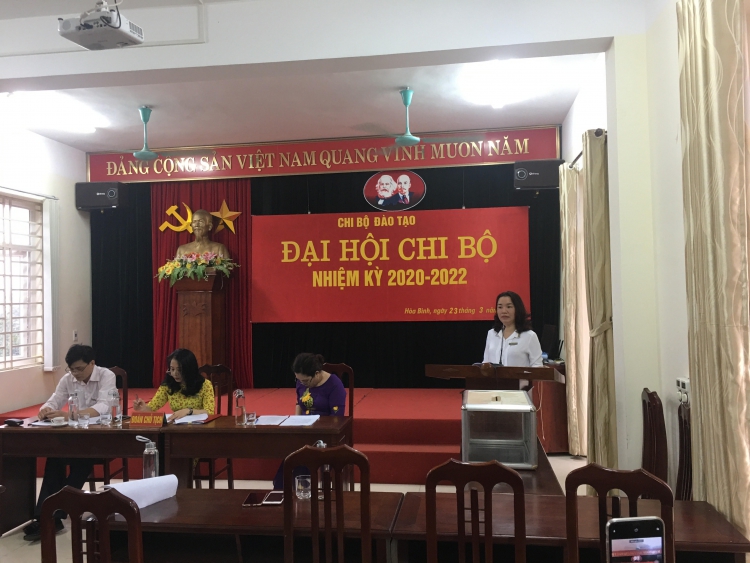 Đại hội Chi bộ Đ&agrave;o tạo, Trường Cao đẳng Sư phạm H&ograve;a B&igrave;nh, nhiệm kỳ 2020 - 2022.